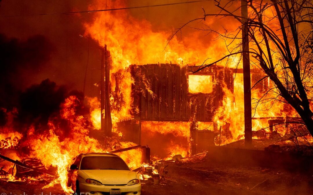GRAVI INCENDI IN CALIFORNIA (USA).