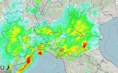 Situazione live di domenica 26 Settembre con tanta pioggia e temporali al Nord