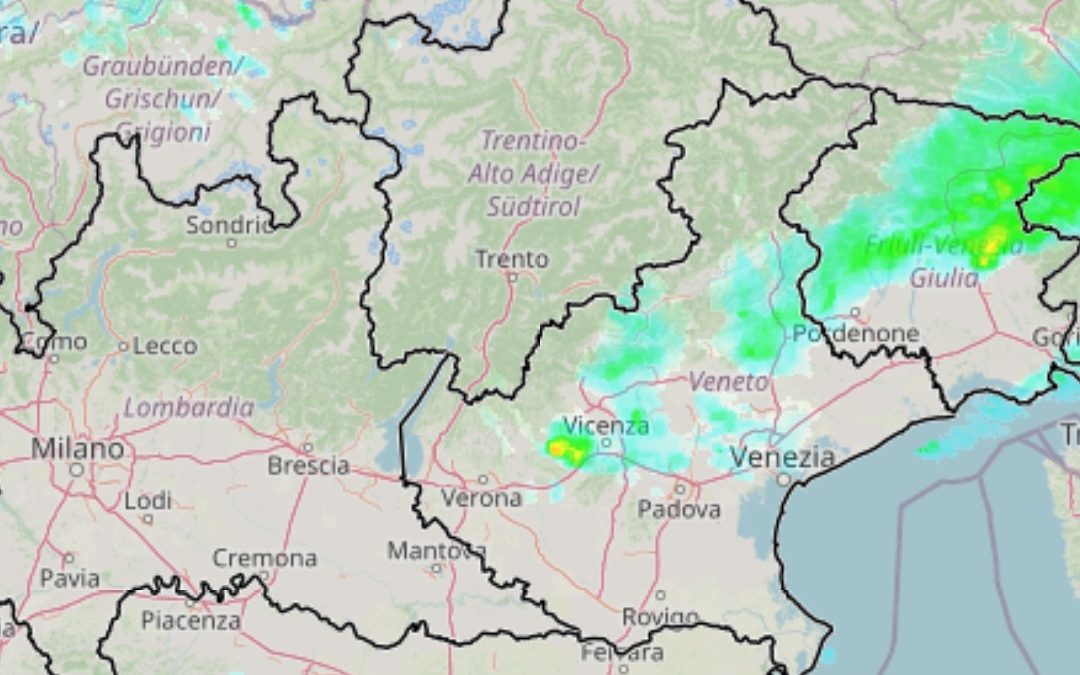 Situazione live… piogge e rovesci temporaleschi in atto…