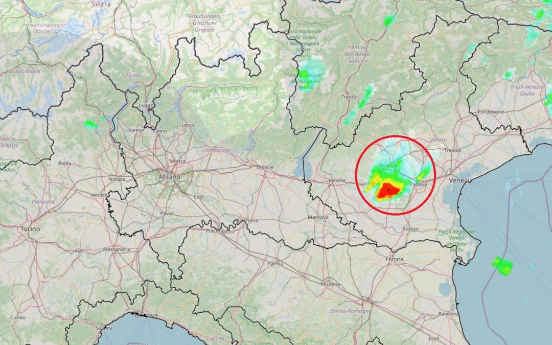 Situazione live con un temporale al Nord-Est