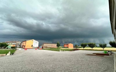 Foto e video del forte downburst di ieri ad Ostiglia ( Mantova )